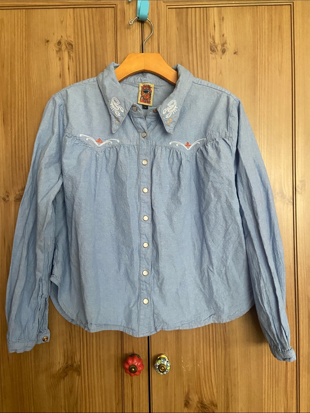 Classic Rock Couture Chambray Western Embroidered Blouse Top Shirt L GUC